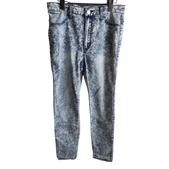 Almost Famous Juniors Sz 11 High Waist Skinny Jeans Stone Wash Polka Dot Light B - Picture 1 of 4